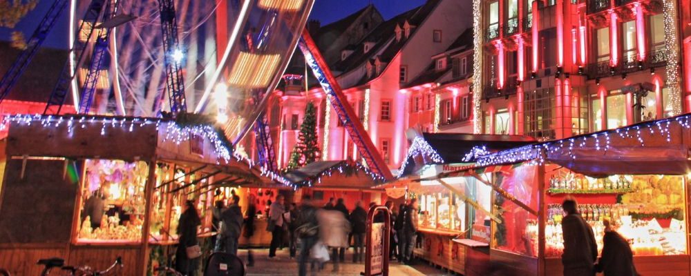 MULHOUSE ET SA PRÉCIEUSE ÉTOFFE DE NOËL